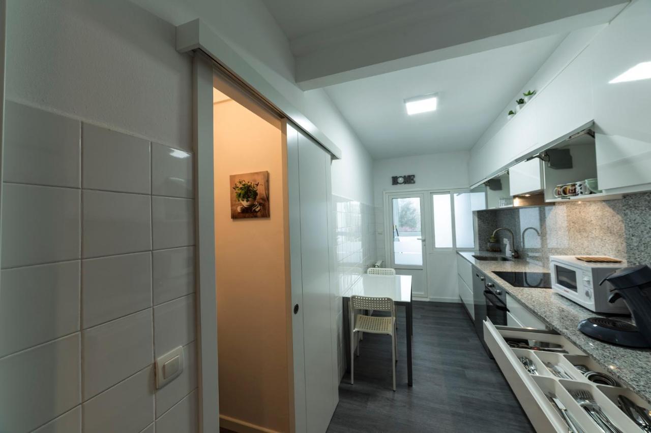 Ada Apartamento Сантяго де Компостела Екстериор снимка